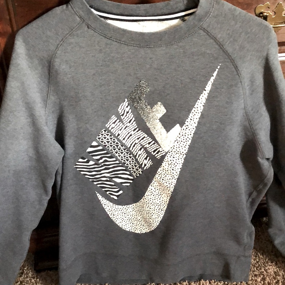 Nike sweatshirt